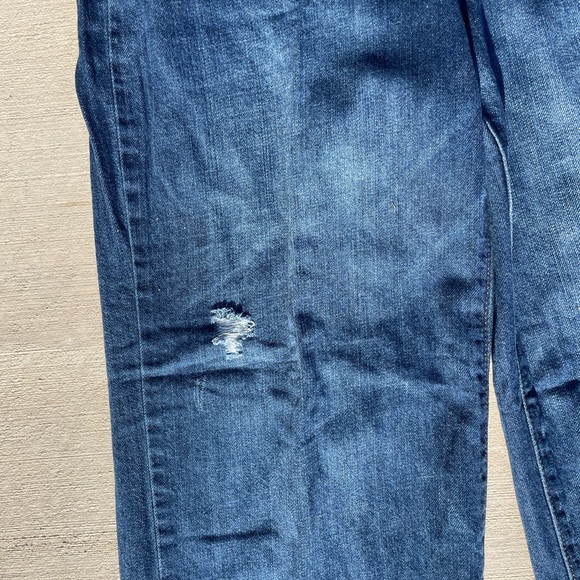 Cropped Wide Leg Jeans - Picture 2 of 5